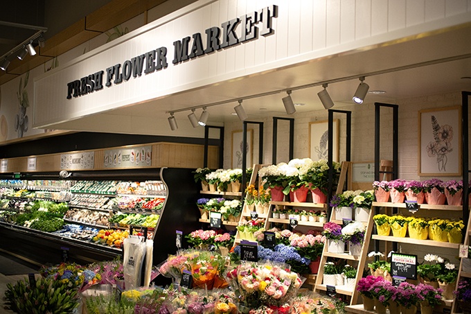 Flower section of Heinen's Bainbridge