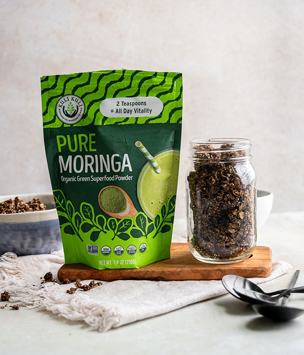 Chocolate Moringa Powder Granola